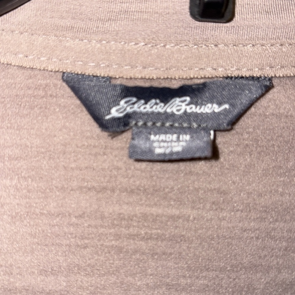 Eddie Bauer Fast Fleece Raglan-Sleeve 1/4-Zip - Solid - Picture 2 of 5